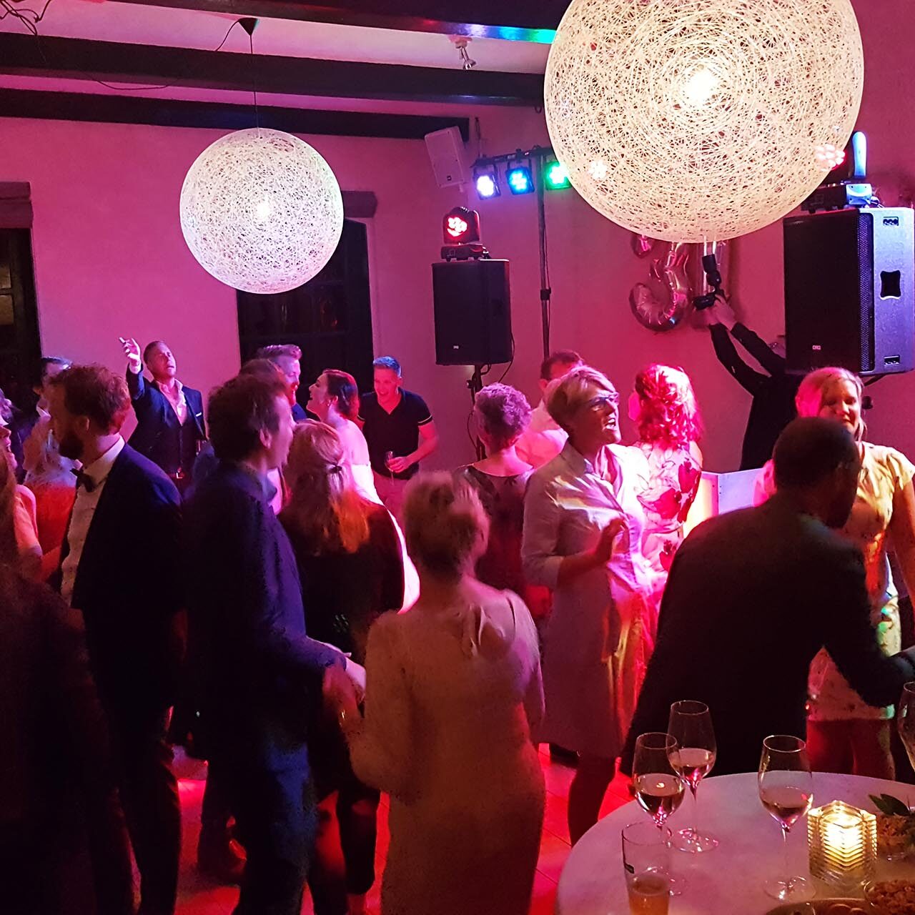 feestlocatie Groningen bruiloft jubileum verjaadag